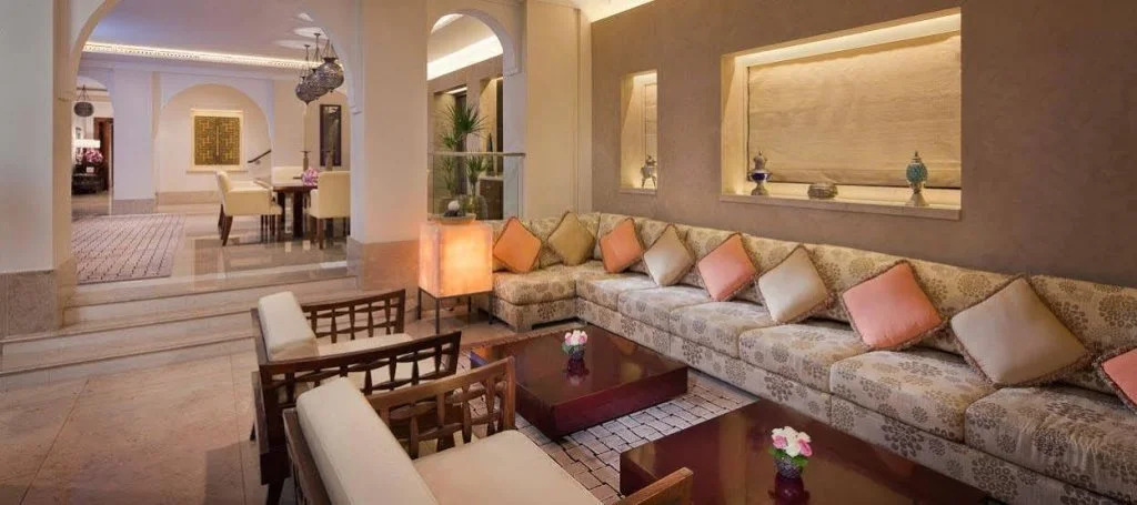 Дубай: Jumeirah Malakiya Villas