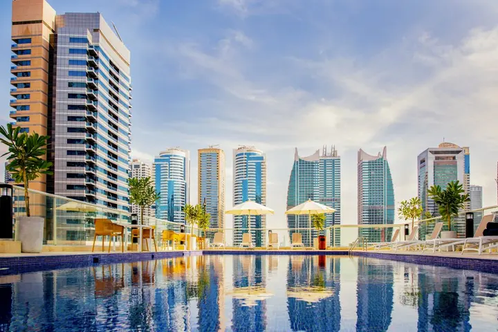 Дубай: Royal Regency Suites Marina