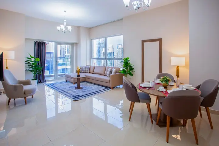 Дубай: Royal Regency Suites Marina