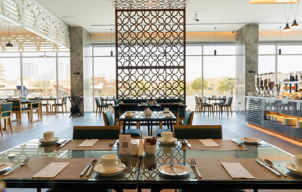 Дубай: Al Khoory Courtyard Hotel