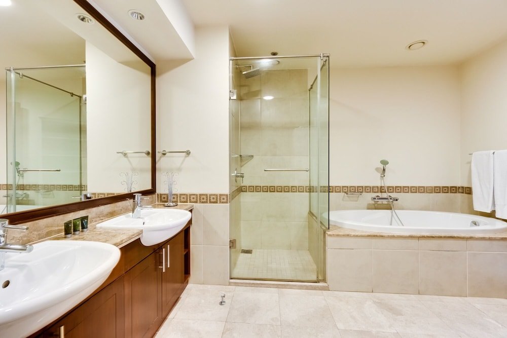 Дубай: Fairmont North Luxury 2 BR Apt Palm