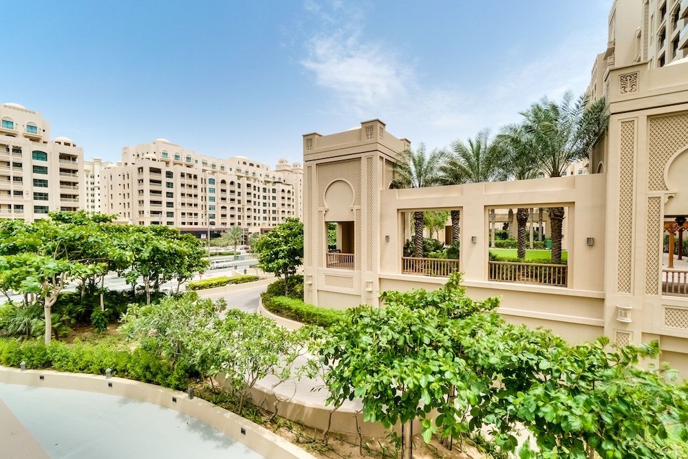 Дубай: Fairmont North Luxury 2 BR Apt Palm