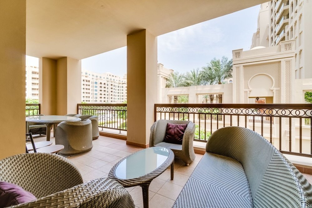 Дубай: Fairmont North Luxury 2 BR Apt Palm