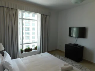 Дубай: Luton Vacation Home Burj Views