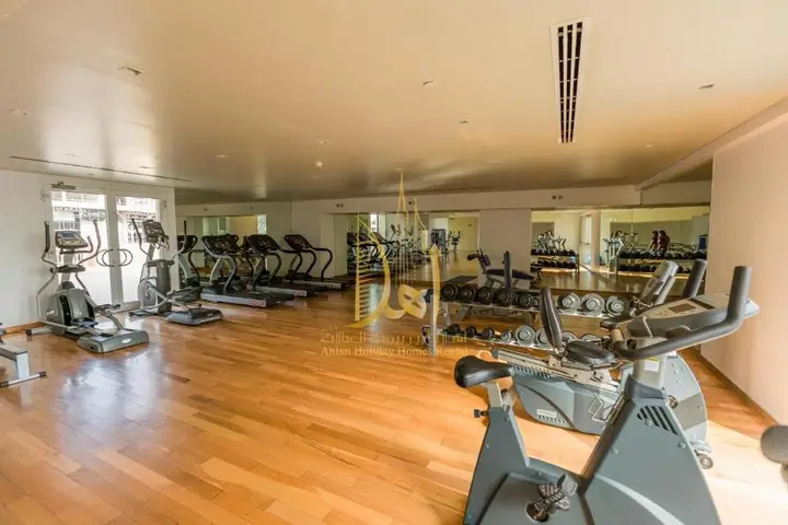 Ahlan Holiday Homes - Sea View & Atlantis View 03 BR- Marina Residence 1 — фото 1