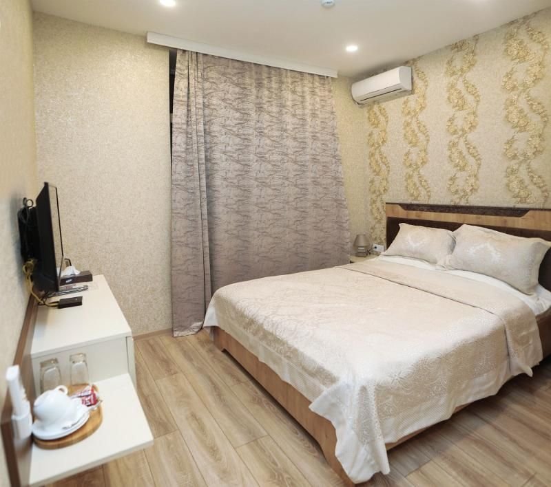 Баку: MidCity Hotel
