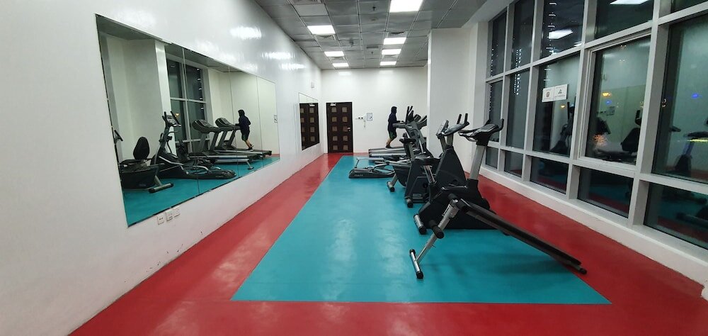 Дубай: 2 Bedrooms Apartment in Marina Diamond 4