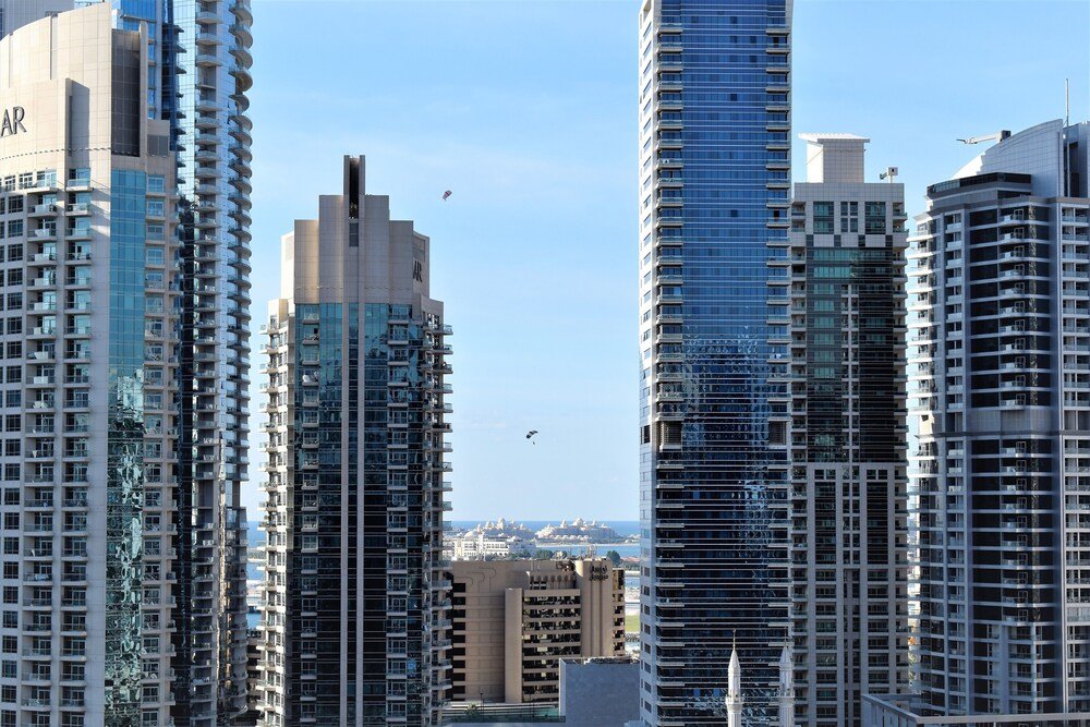 Дубай: 2 Bedrooms Apartment in Marina Diamond 4