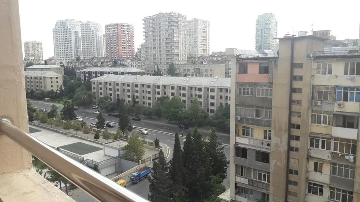 Баку: emerald palace
