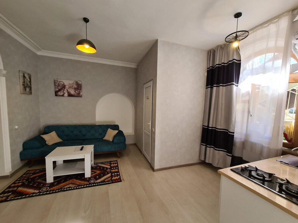 Тбилиси: Grayhouse Elia Apartment