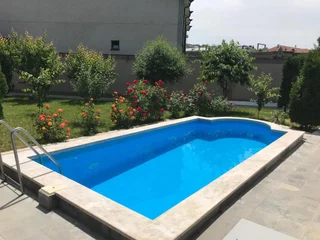 Ереван: White Luxury Villa With Swimming Pool In City Center