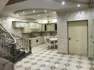 Ереван: White Luxury Villa With Swimming Pool In City Center