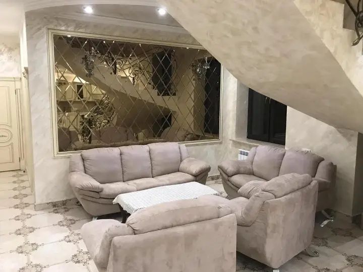 White Luxury Villa With Swimming Pool In City Center — фото 2