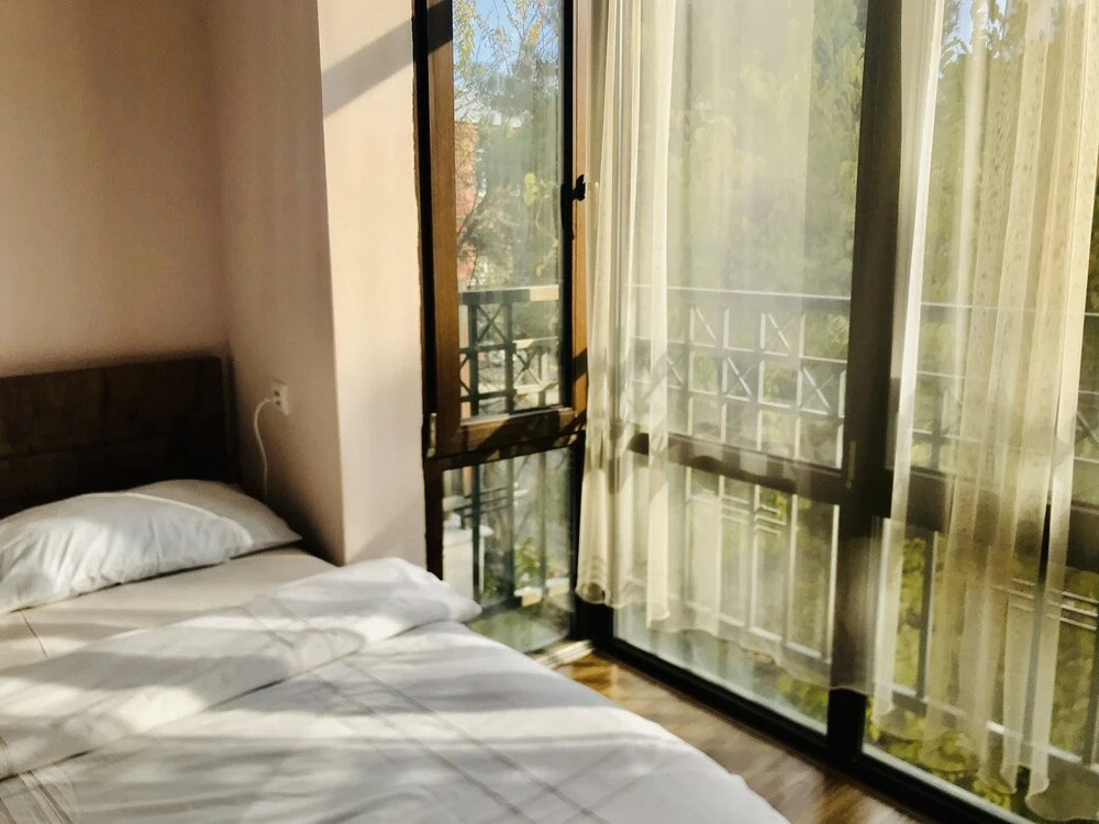 Тбилиси: My flat near METEKHI