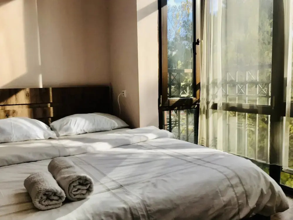 Тбилиси: My flat near METEKHI
