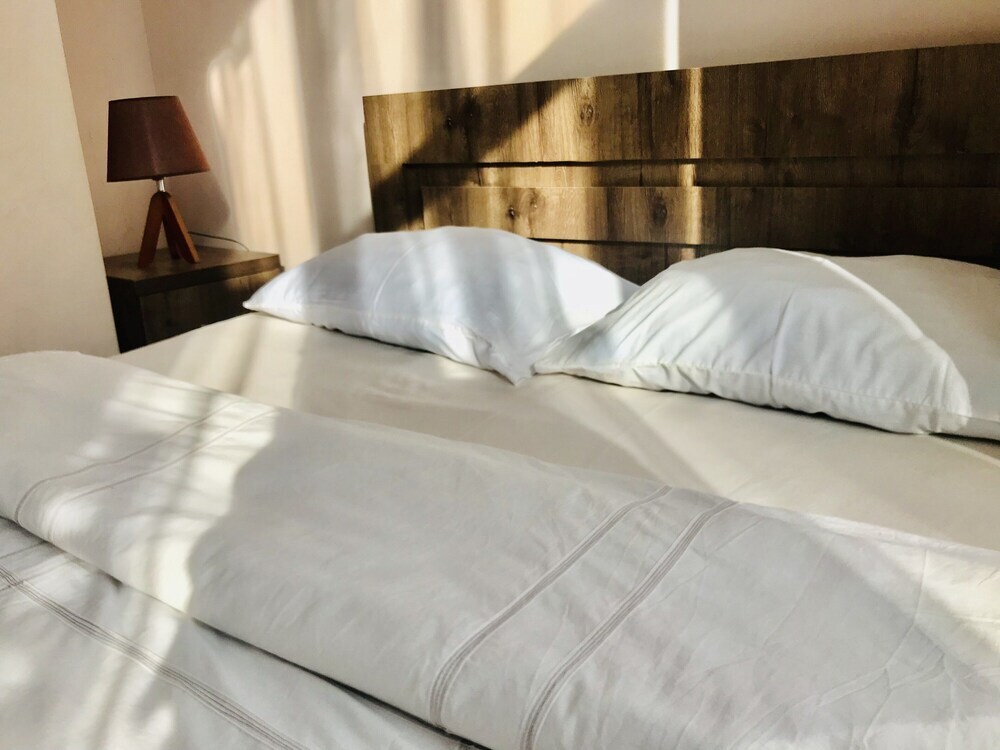 Тбилиси: My flat near METEKHI