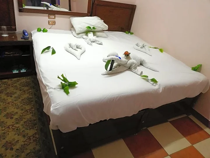 Кена: Dream Hotel