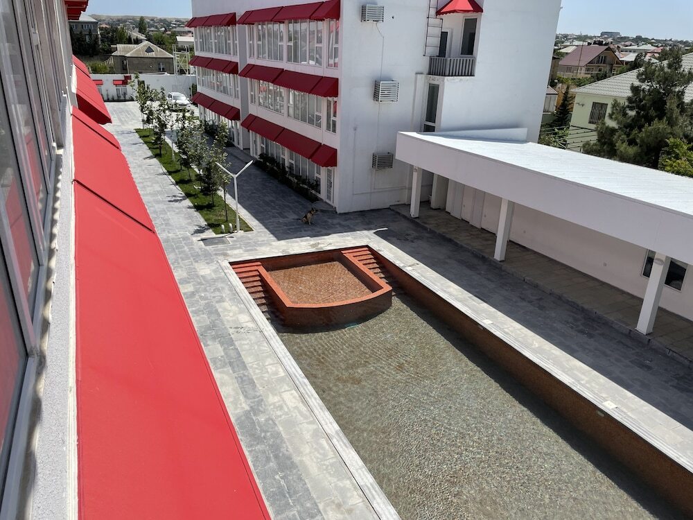Баку: La Maison Blanche Baku