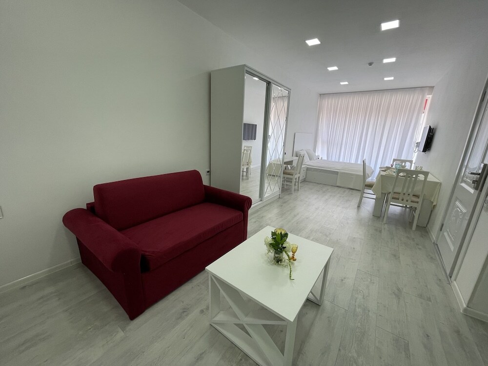 Баку: La Maison Blanche Baku