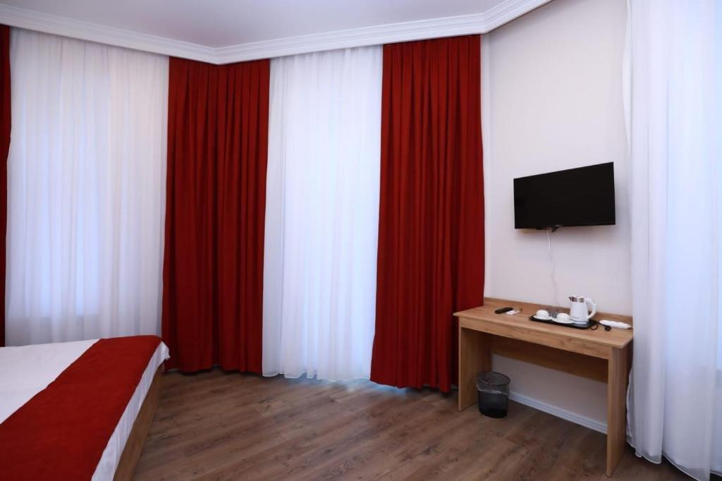 Баку: Malakan Hotel