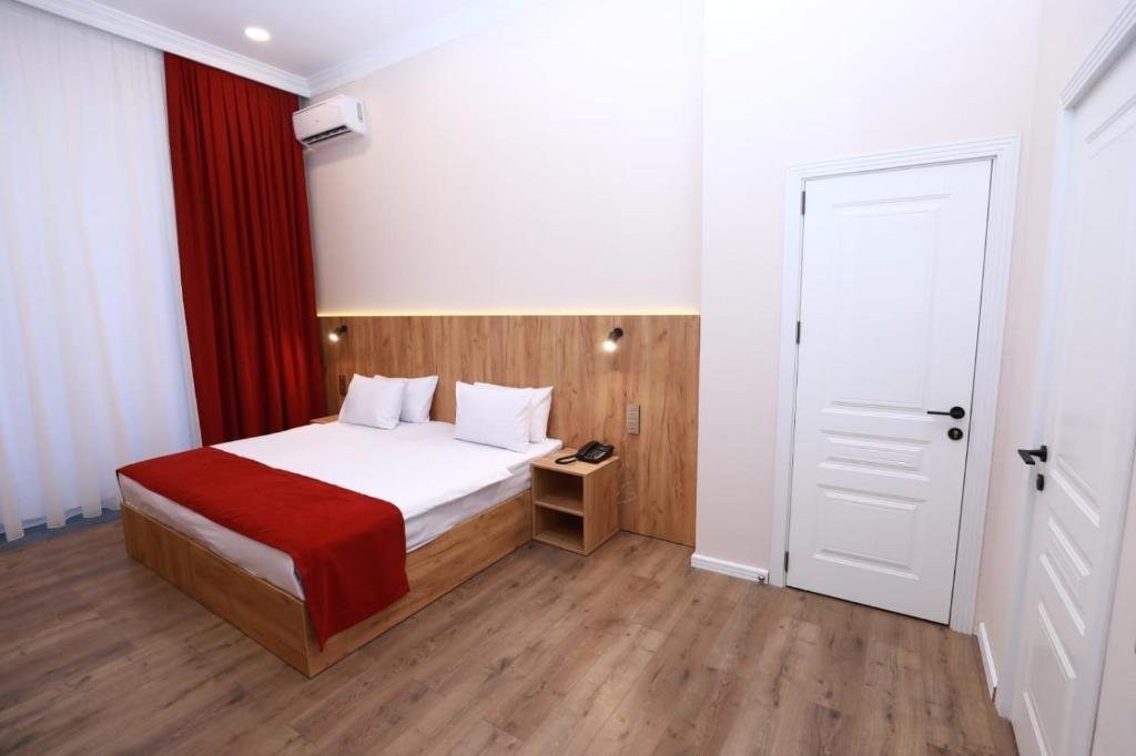 Баку: Malakan Hotel
