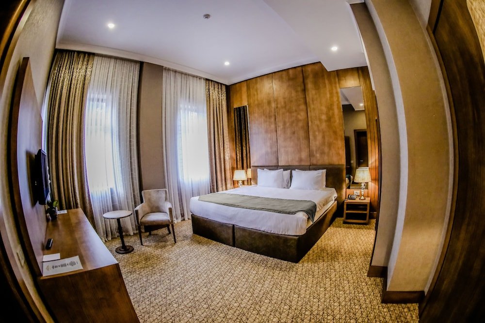 Баку: Madıson Hotel Baku