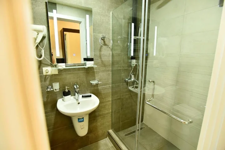 Тбилиси: Hotel Vere Tower