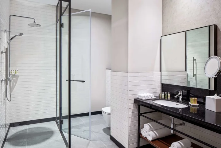 Дубай: DoubleTree by Hilton Dubai M Square Hotel & Residence