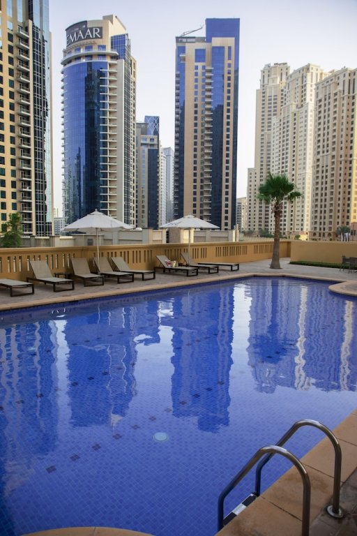 Дубай: Pelicanstay Seaview Suites in JBR Walk