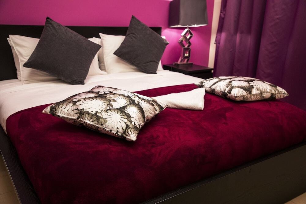 Дубай: Pelicanstay Seaview Suites in JBR Walk