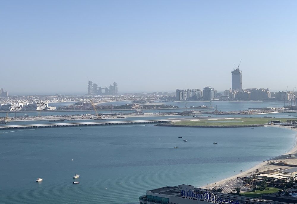 Дубай: Pelicanstay Seaview Suites in JBR Walk