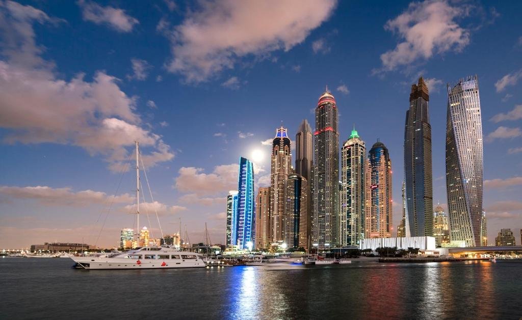 Дубай: Dubai Ocean Heights