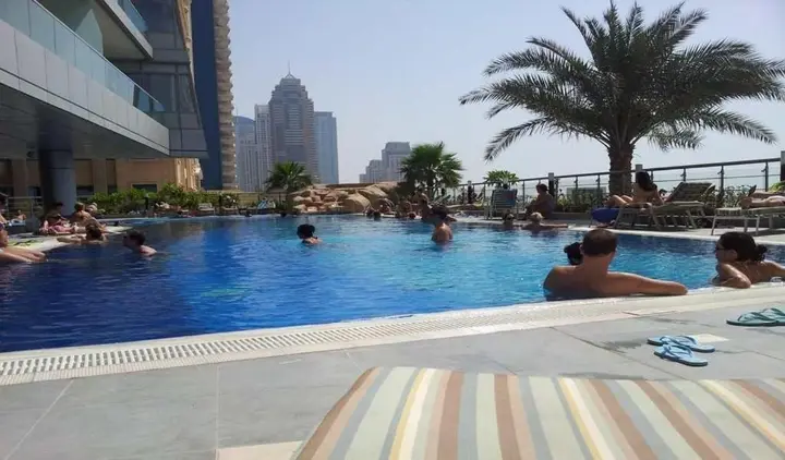Дубай: Dubai Ocean Heights
