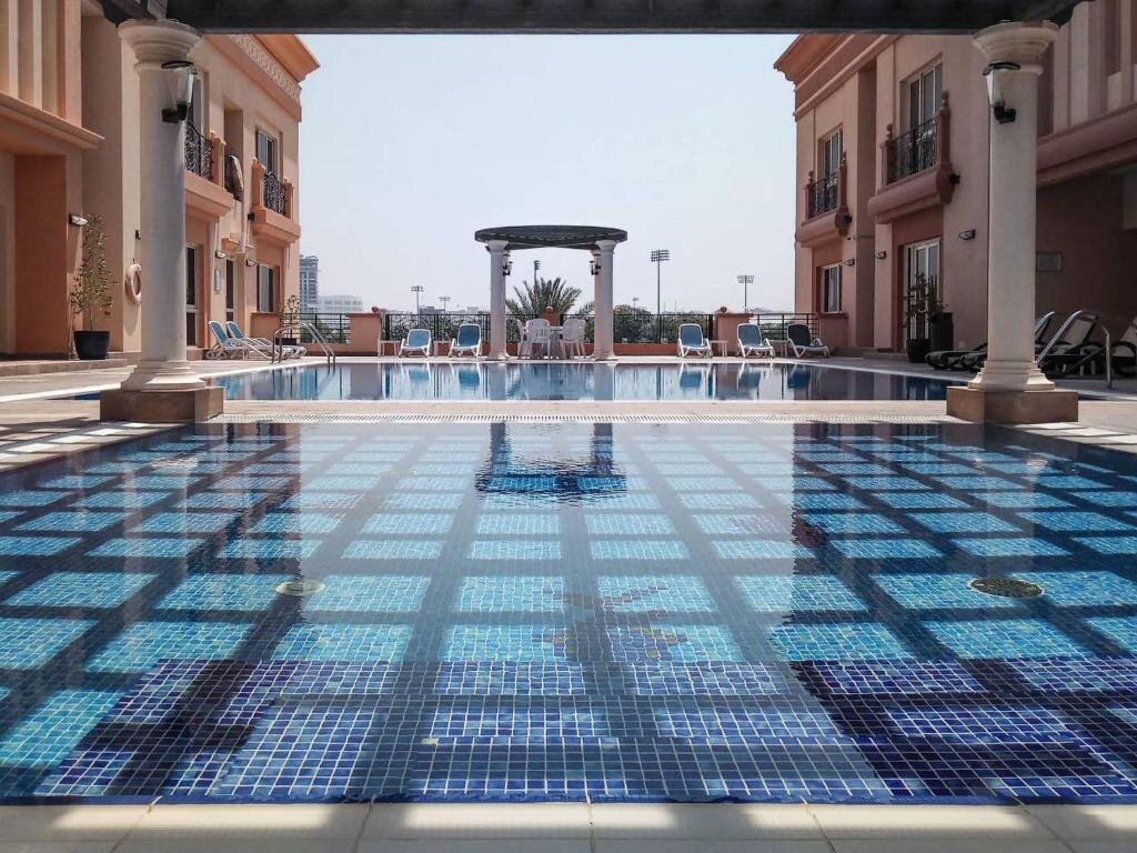 Дубай: Frank Porter - Canal Residence