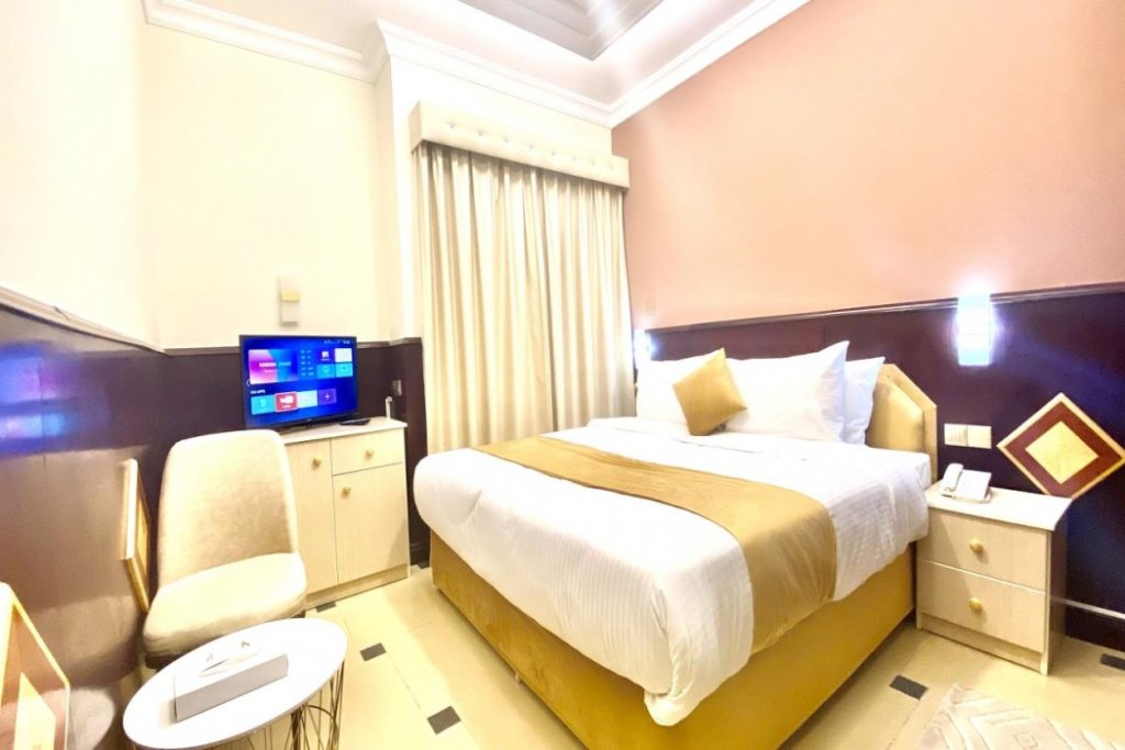 Дубай: Concorde Inn Hotel