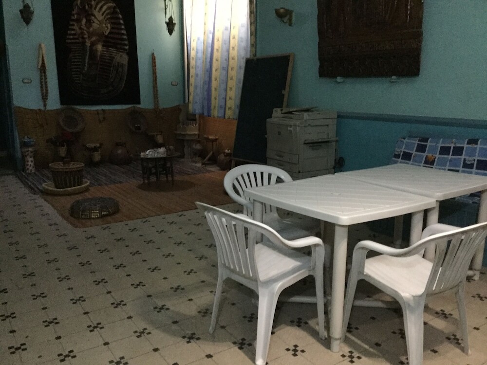 Каир: Hostel Luna