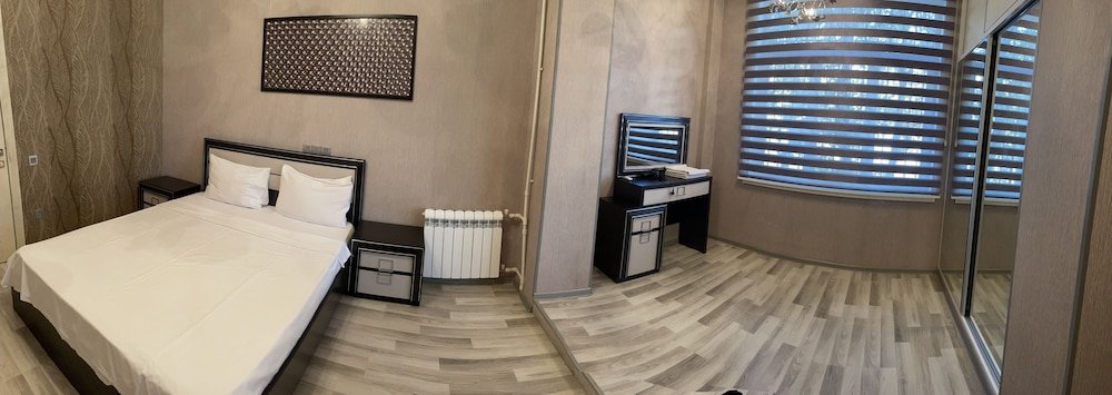 Баку: Azneft Seaside Deluxe Apartment