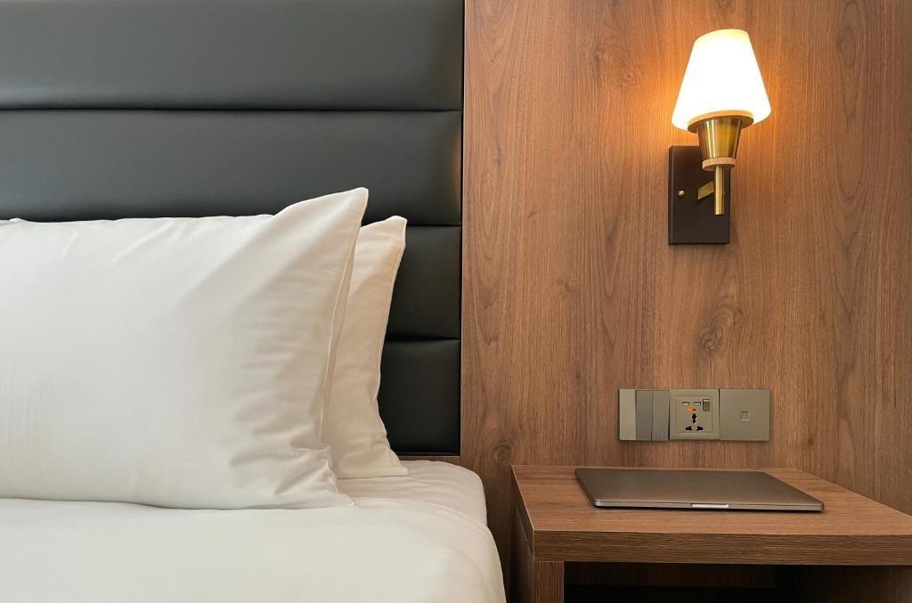 Тбилиси: Отель Eleven Inn Tbilisi