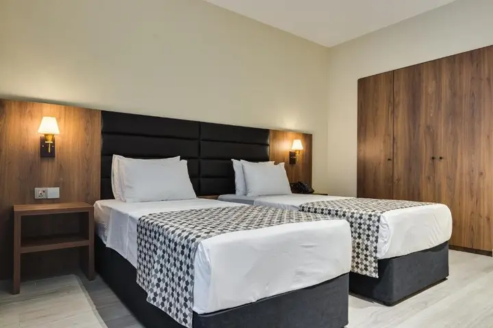 Тбилиси: Отель Eleven Inn Tbilisi
