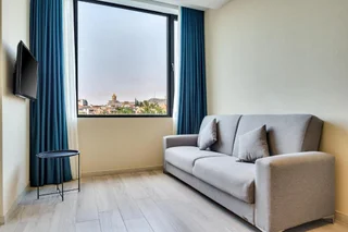 Тбилиси: Отель Eleven Inn Tbilisi