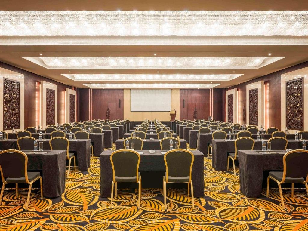 Дубай: Отель Sofitel Dubai Jumeirah Beach