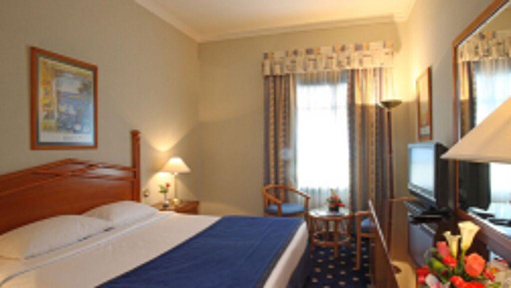 Дубай: Отель Sea View Hotel