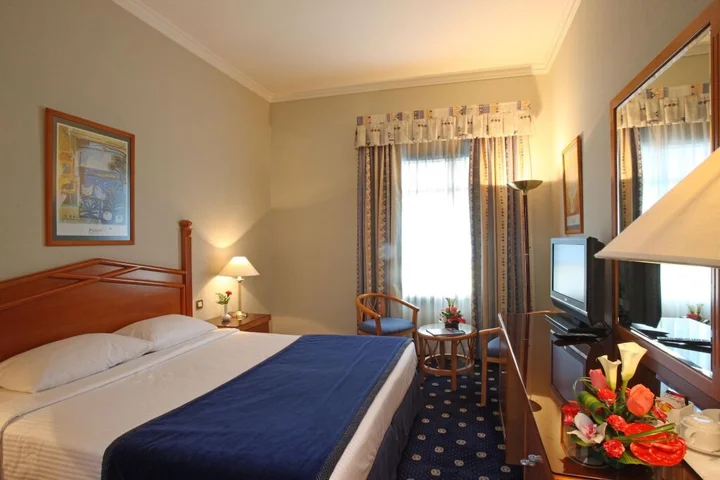 Дубай: Отель Sea View Hotel