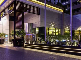 Дубай: Отель Novotel Suites Mall Avenue Dubai