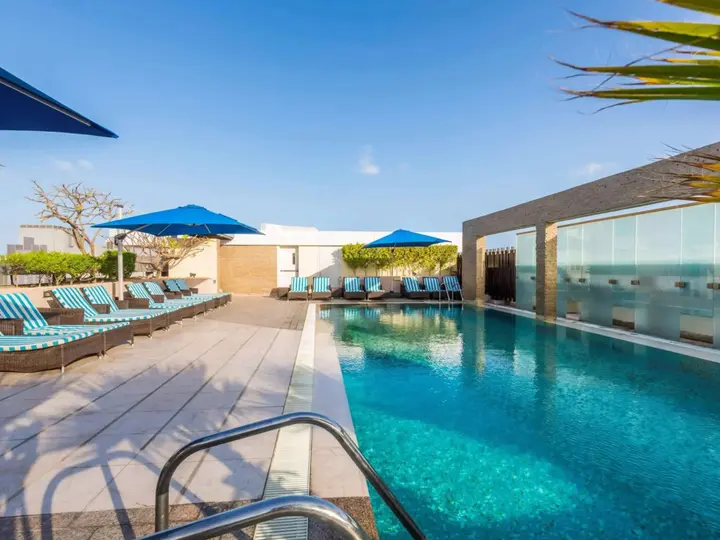 Дубай: Отель Novotel Suites Mall Avenue Dubai