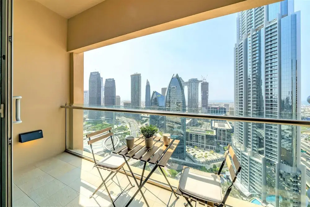 Дубай: Address Dubai mall Balcony Burj view