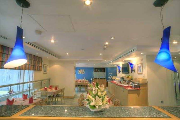 Абу-Даби: Al Diar Palm Suites Hotel
