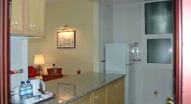 Абу-Даби: Al Diar Palm Suites Hotel