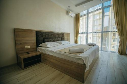 Батуми: Explore glorious Batumi and enjoy the amenities of Batumi Palace