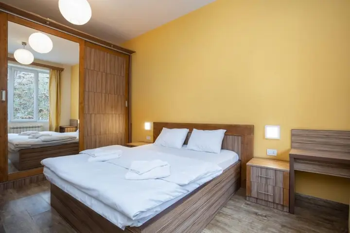 Ереван: Stay Inn (Стей Инн) на улице Микаэла Налбандяна 7/1